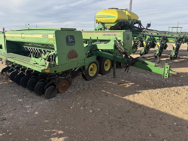 Image of John Deere 455 equipment image 1