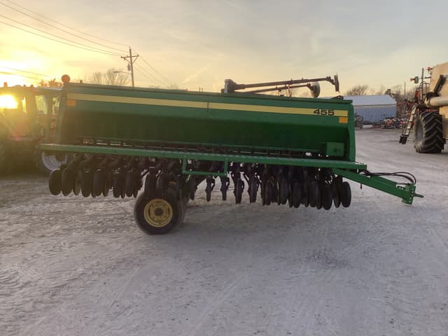 Image of John Deere 455 equipment image 1