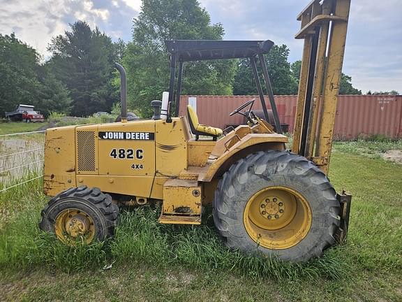Image of John Deere 482C equipment image 1