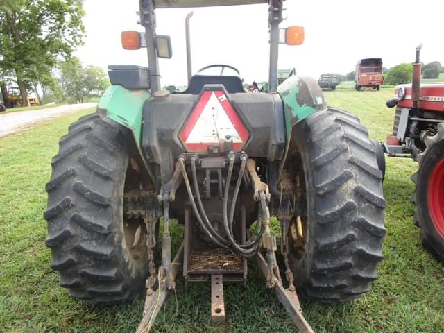Image of John Deere 5200 equipment image 4