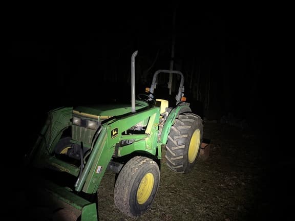 Image of John Deere 5300 equipment image 2