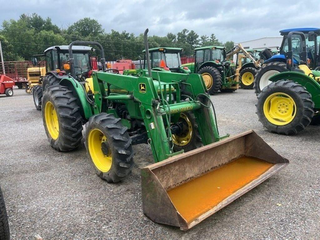 Image of John Deere 5300 Primary image