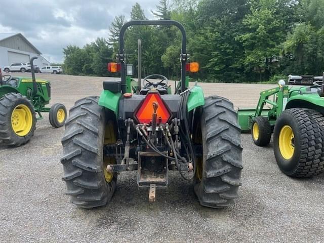 Image of John Deere 5300 equipment image 2
