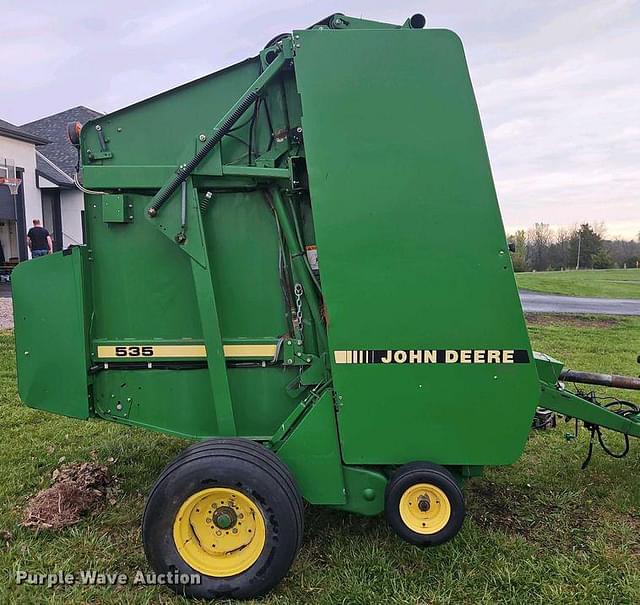 Image of John Deere 535 equipment image 2