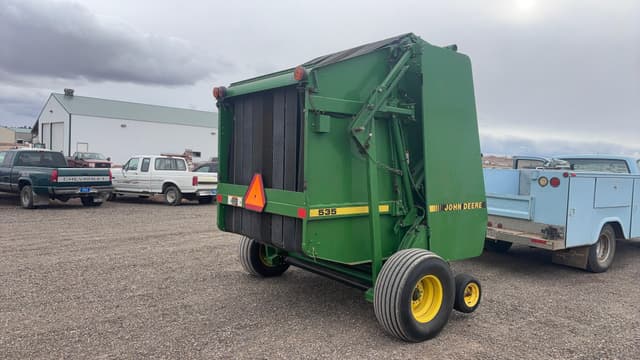Image of John Deere 535 equipment image 2