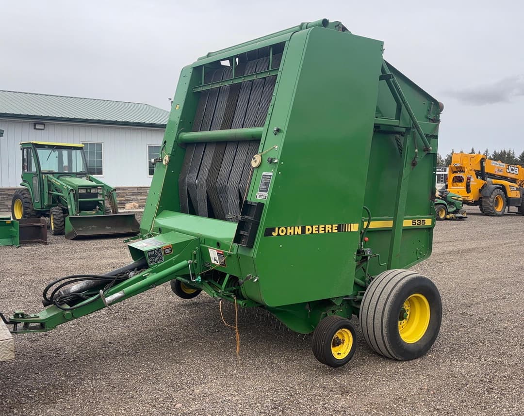 Image of John Deere 535 Primary image