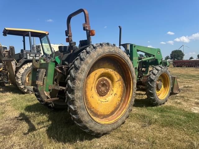 Image of John Deere 5400 equipment image 2