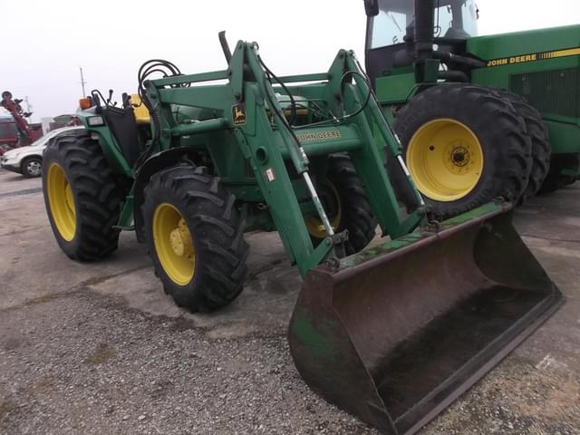 Image of John Deere 6200 equipment image 3