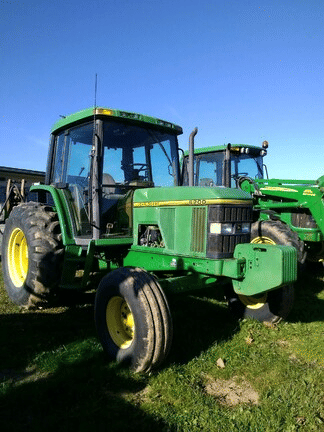 Main image John Deere 6200