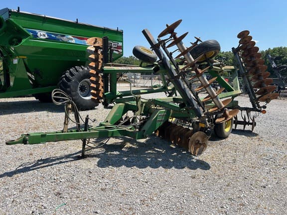 Image of John Deere 630 equipment image 2