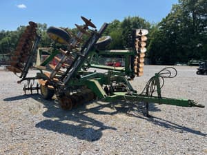 1995 John Deere 630 Image