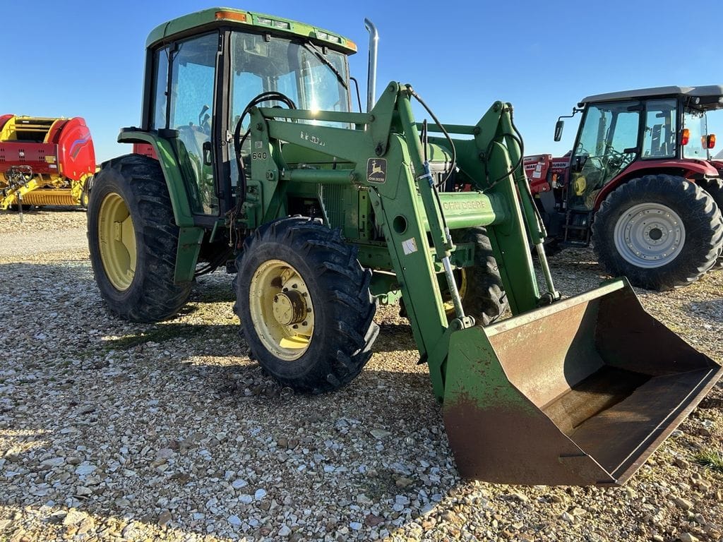 1995 John Deere 6400 Equipment Image0