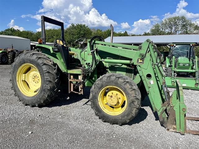 Image of John Deere 6400 equipment image 1