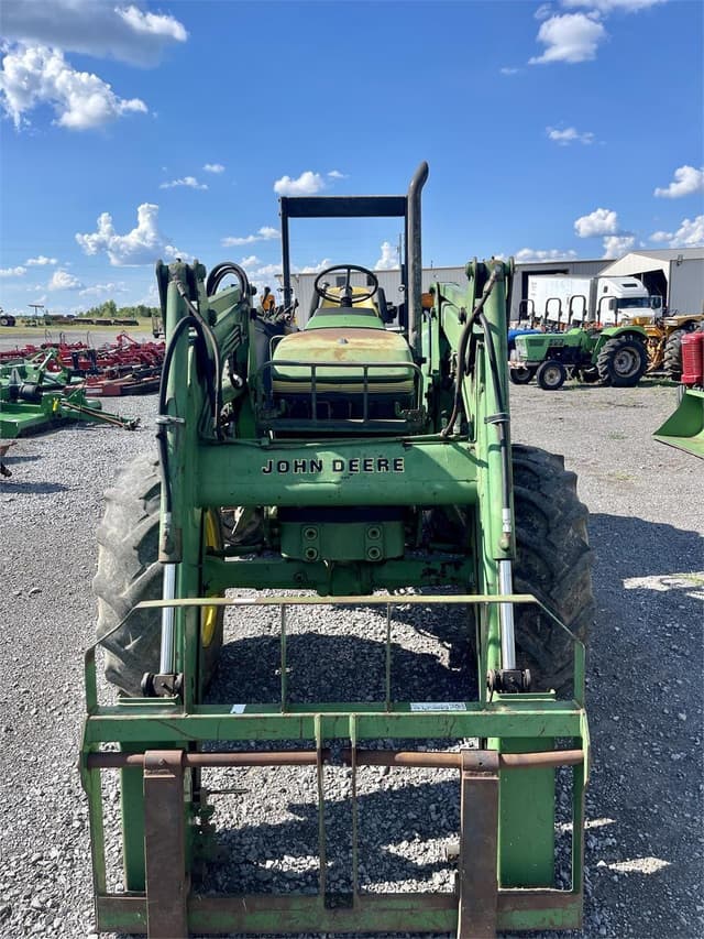 Image of John Deere 6400 equipment image 3