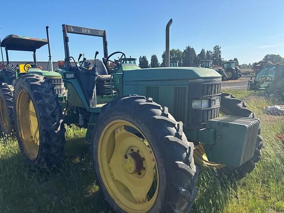 Image of John Deere 6400 equipment image 2
