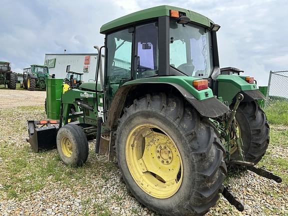 Image of John Deere 6400 equipment image 4