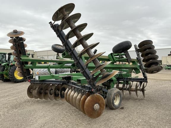 Image of John Deere 650 equipment image 4