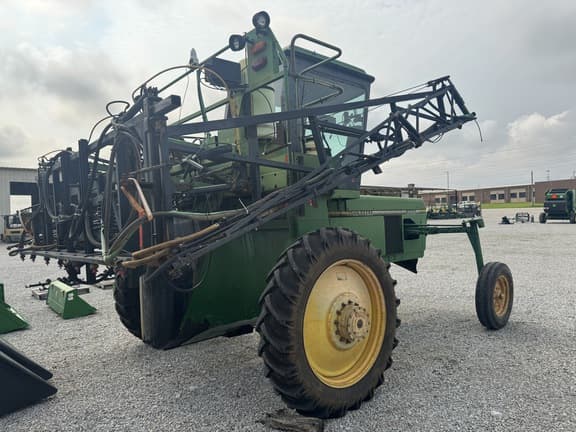 Image of John Deere 6500 equipment image 2