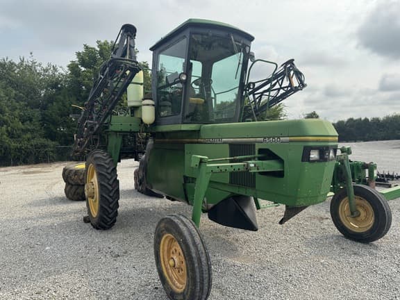 Image of John Deere 6500 equipment image 1