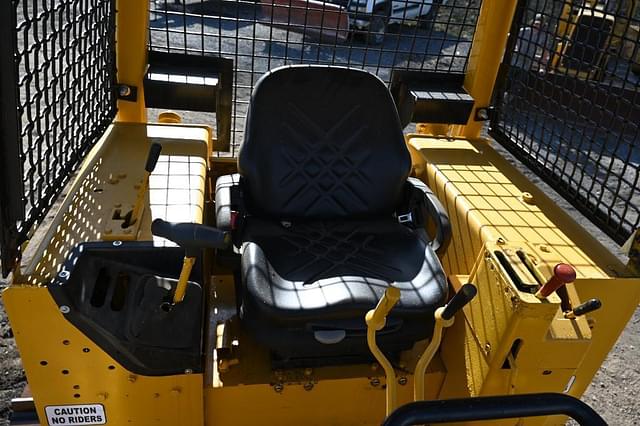 Thumbnail image John Deere 650G 42