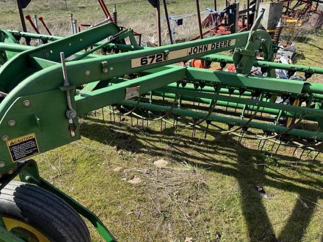 Image of John Deere 672 equipment image 2