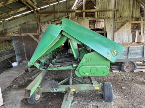 Image of John Deere 693 Primary image