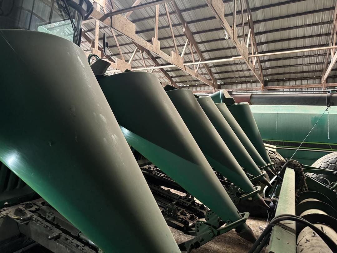 Image of John Deere 693 Primary image