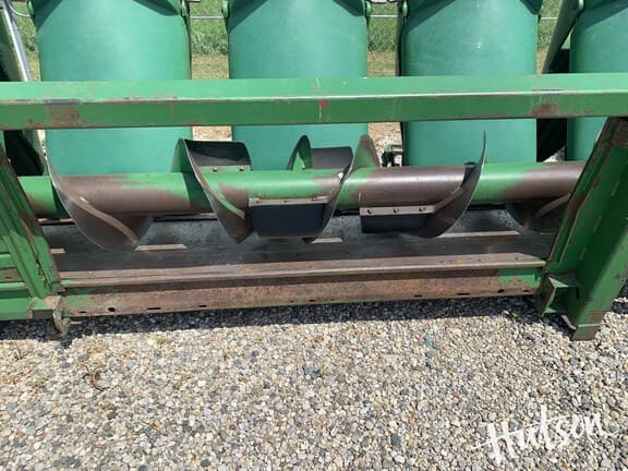 Image of John Deere 693 equipment image 4