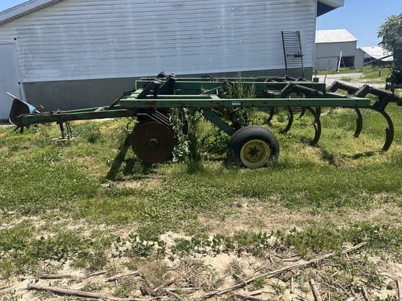 Image of John Deere 712 equipment image 2