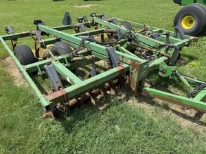 1995 John Deere 714 Image