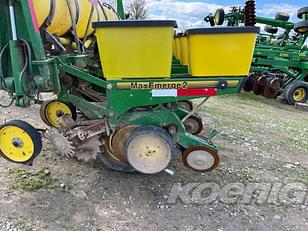 Main image John Deere 7200 10