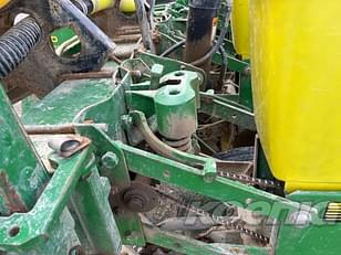 Main image John Deere 7200 13