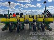 Thumbnail image John Deere 7200 8