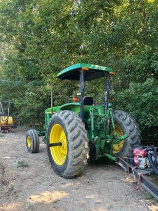 Image of John Deere 7200 equipment image 2
