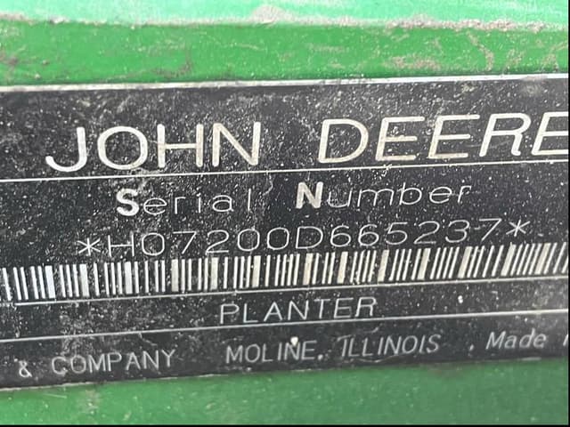 Image of John Deere 7200 equipment image 3
