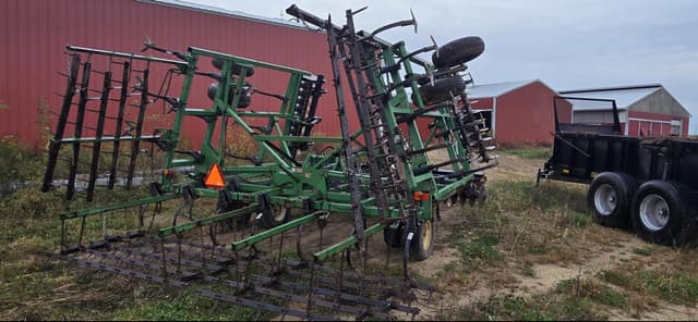 Image of John Deere 726 equipment image 3