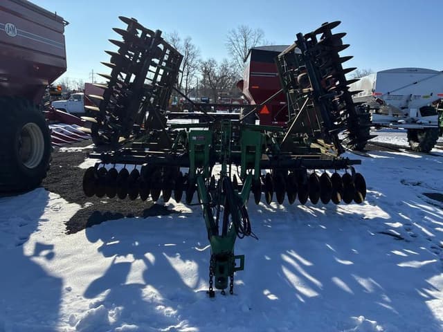 Image of John Deere 726 equipment image 2