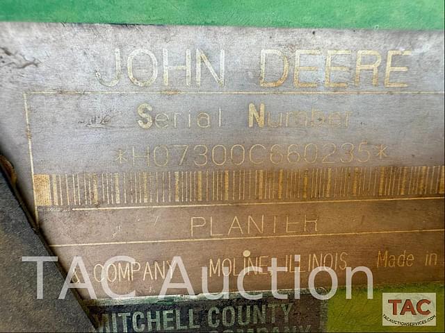 Image of John Deere 7300 equipment image 1