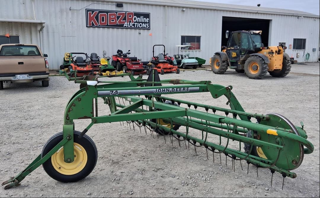 Image of John Deere 74 Primary image