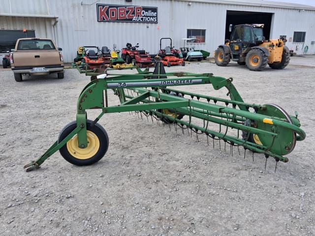 Image of John Deere 74 equipment image 1
