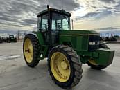 Thumbnail image John Deere 7400 3