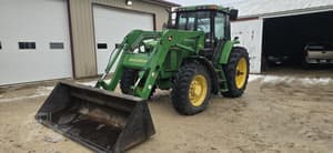 1995 John Deere 7400 Image