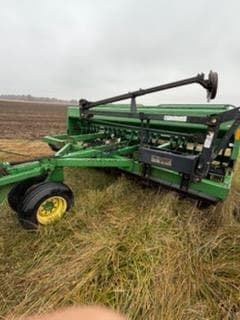 Main image John Deere 750