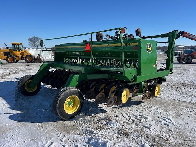 Image of John Deere 750 equipment image 3