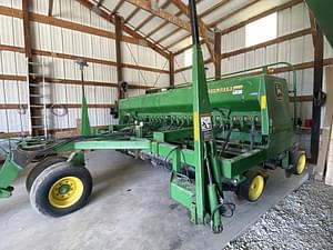 1995 John Deere 750 Image