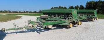Main image John Deere 750
