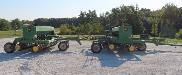 Image of John Deere 750 equipment image 4