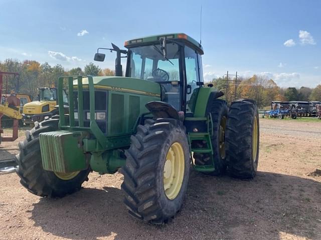 Image of John Deere 7600 equipment image 1