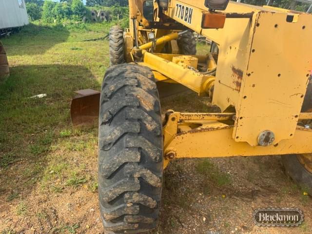 Image of John Deere 770 equipment image 3