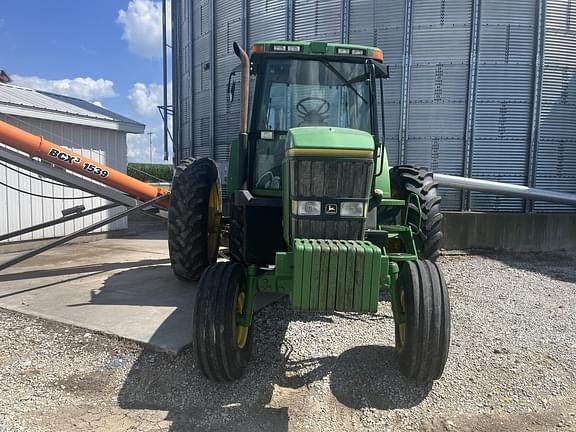 Image of John Deere 7800 equipment image 2
